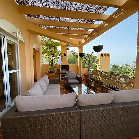 Сasa de vacaciones Espectacular Atico Duplex Con 2 Terrazas & Piscina