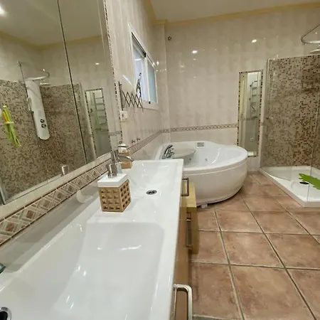 Сasa de vacaciones Espectacular Atico Duplex Con 2 Terrazas & Piscina